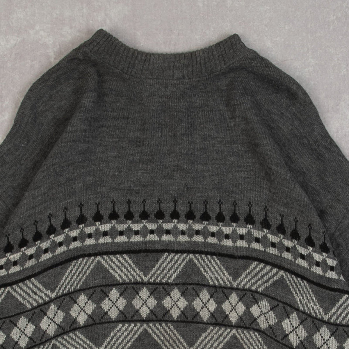 MEN'S VINTAGE 1990S PATTERNED KNITTED JUMPER - MEDIUM