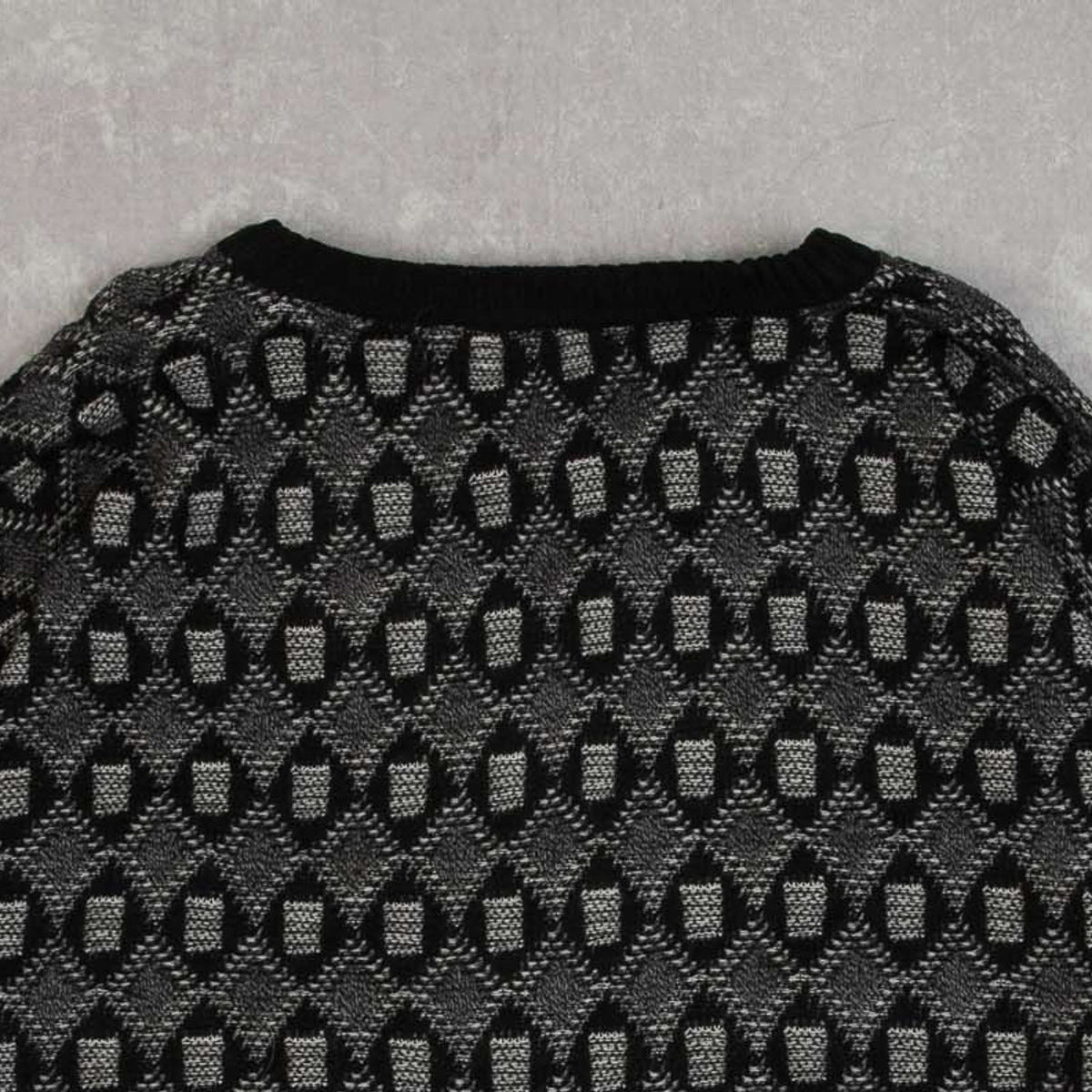 MEN'S VINTAGE 1990S PATTERNED KNITTED JUMPER - XXX-LARGE