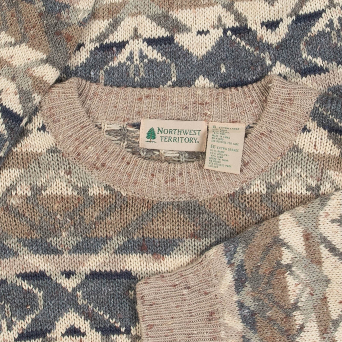 MEN'S VINTAGE 1990S PATTERNED KNITTED JUMPER - X-LARGE