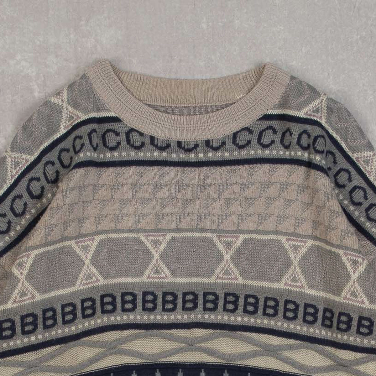 MEN'S VINTAGE 1980S STRUCTURED PATTERNED KNITTED JUMPER - LARGE