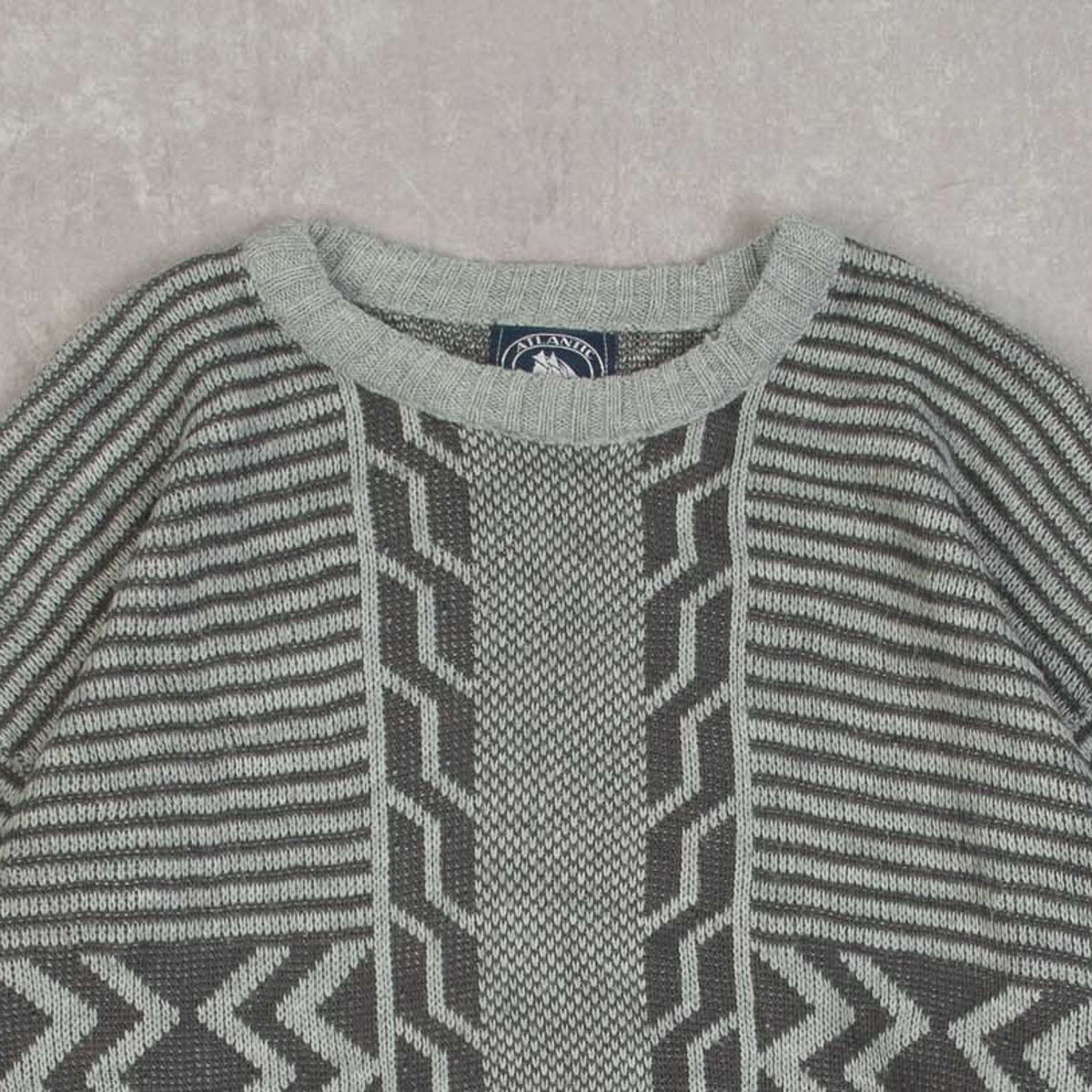 WOMEN'S VINTAGE 1980S STRIPED PATTERNED KNITTED JUMPER - LARGE