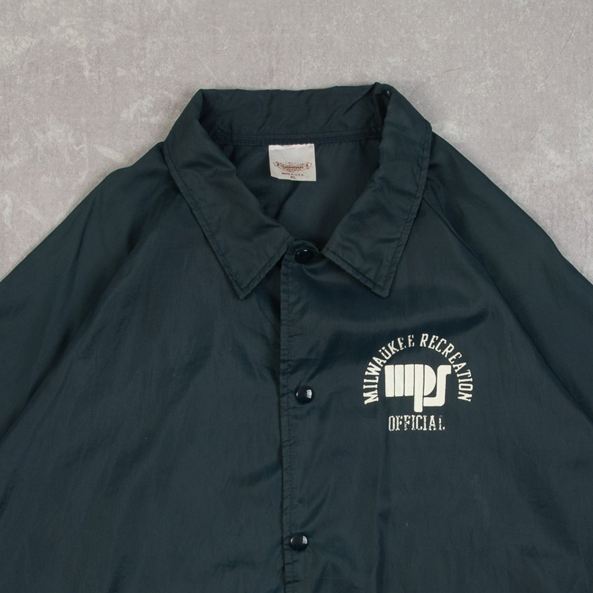 MEN'S VINTAGE 1980S MILWAUKEE RECREATION COACH JACKET - X-LARGE
