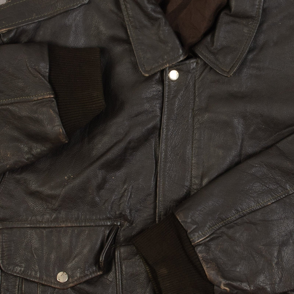 MEN'S VINTAGE 1980S G-2 LEATHER FLIGHT JACKET - LARGE