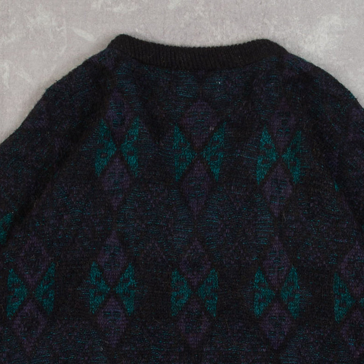MEN'S VINTAGE 1980S PATTERNED KNITTED JUMPER - MEDIUM