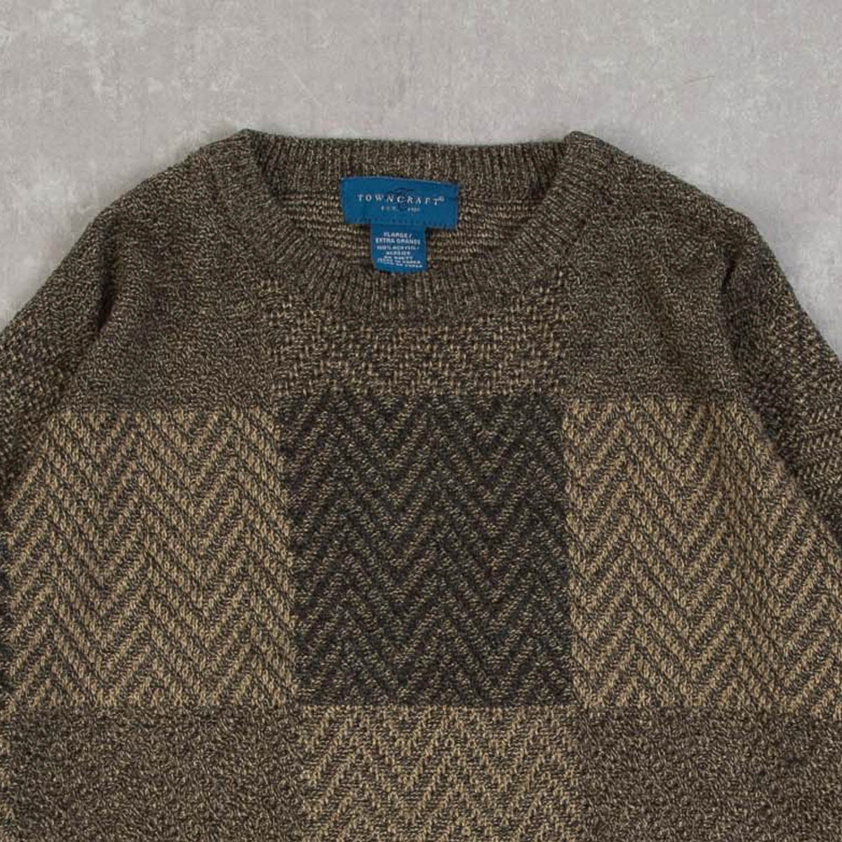 MEN'S VINTAGE 1990S CHECKERBOARD PATTERNED KNITTED JUMPER - X-LARGE