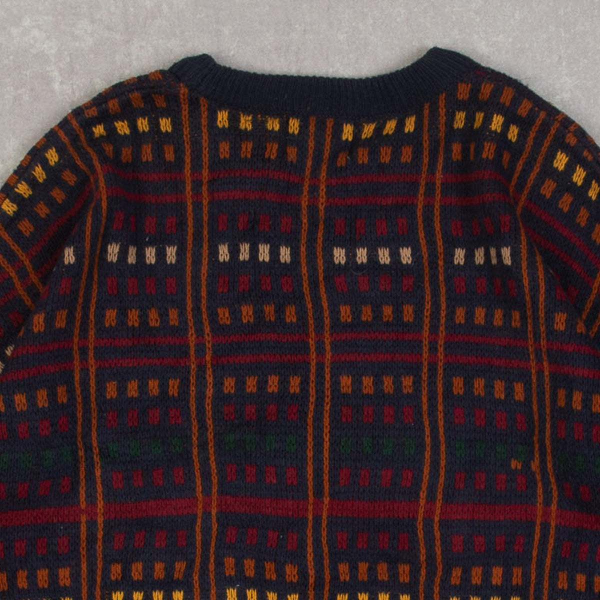 MEN'S VINTAGE 1980S GRID PATTERNED KNITTED JUMPER - X-LARGE