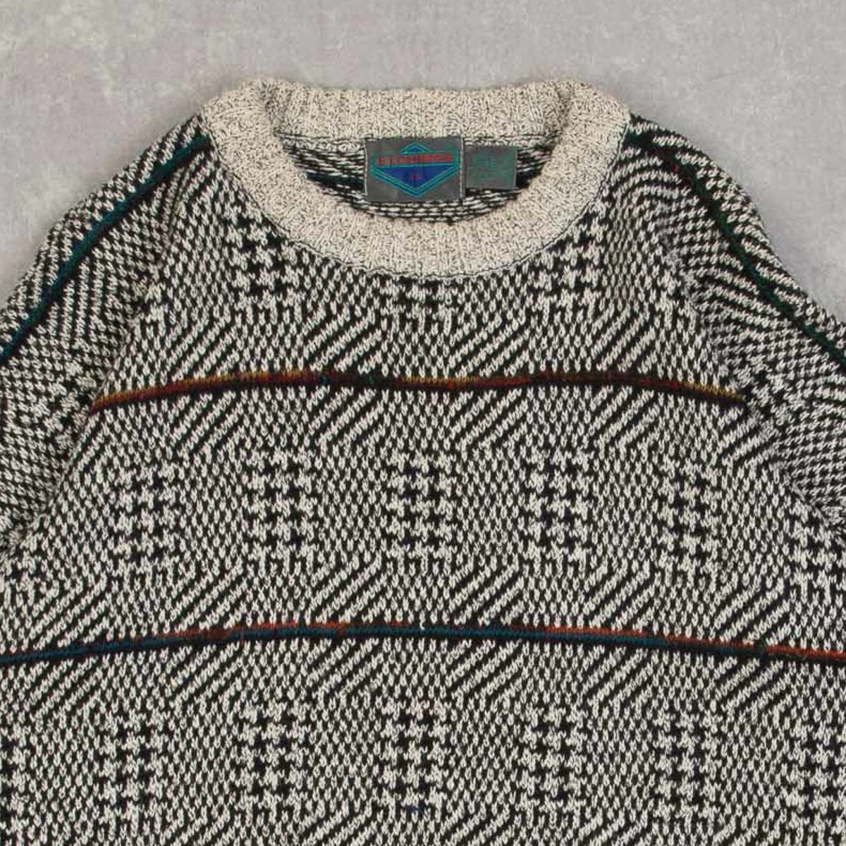 MEN'S VINTAGE 1980S PATTERNED KNITTED JUMPER - LARGE