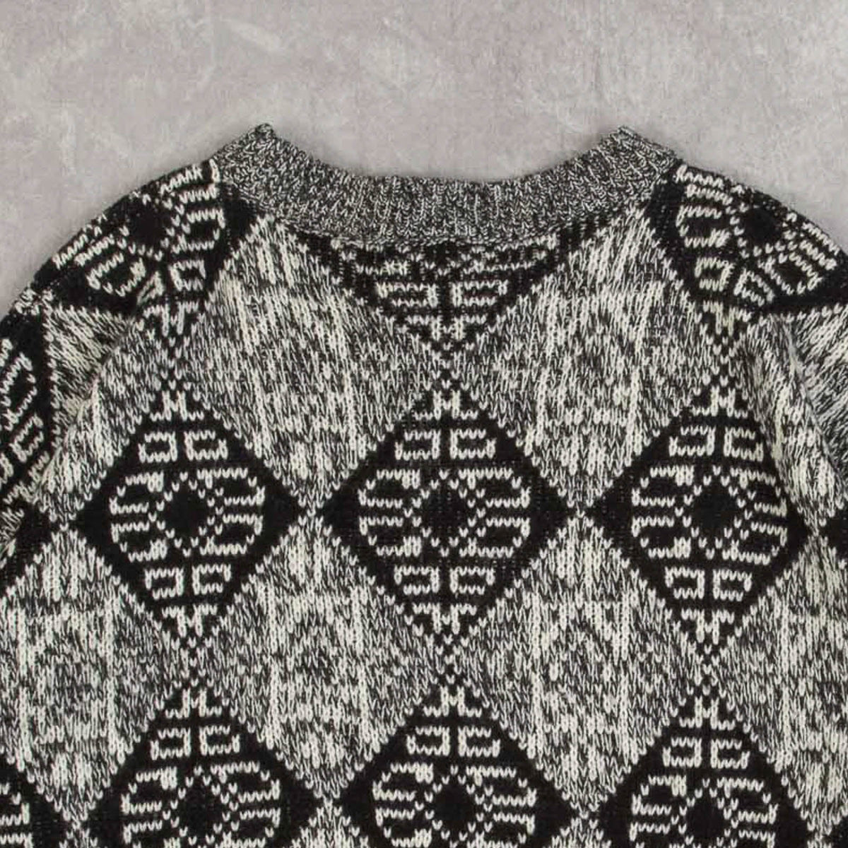 MEN'S VINTAGE 1990S LEATHER PATCH PATTERNED KNITTED JUMPER - LARGE