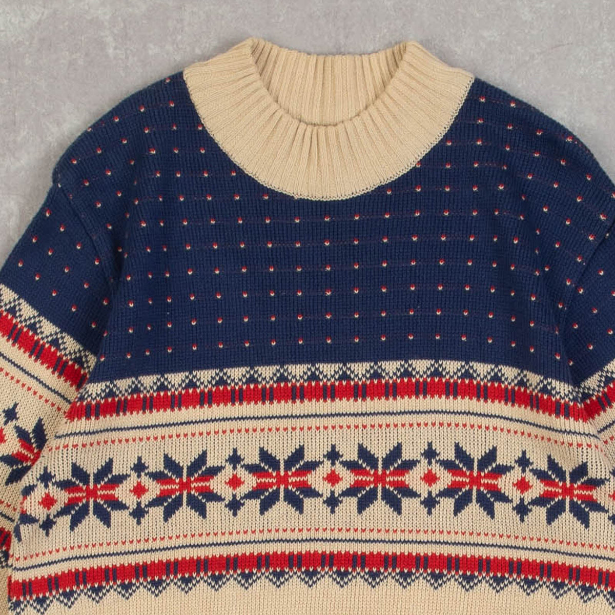 MEN'S VINTAGE 1990S PATTERNED KNITTED JUMPER - SMALL