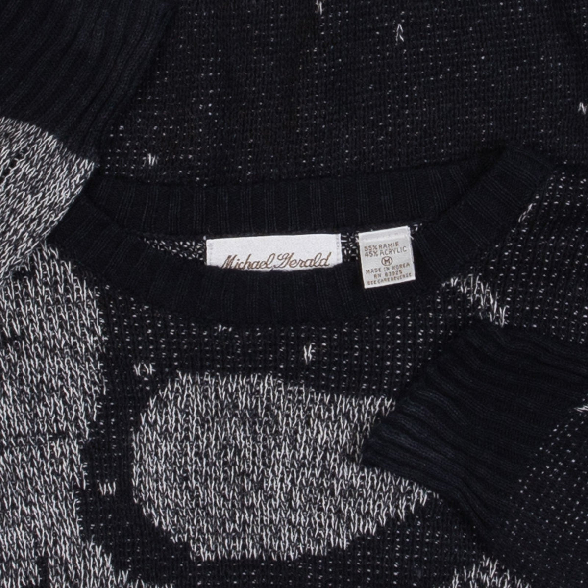 MEN'S VINTAGE 1990S PATTERNED KNITTED JUMPER - MEDIUM