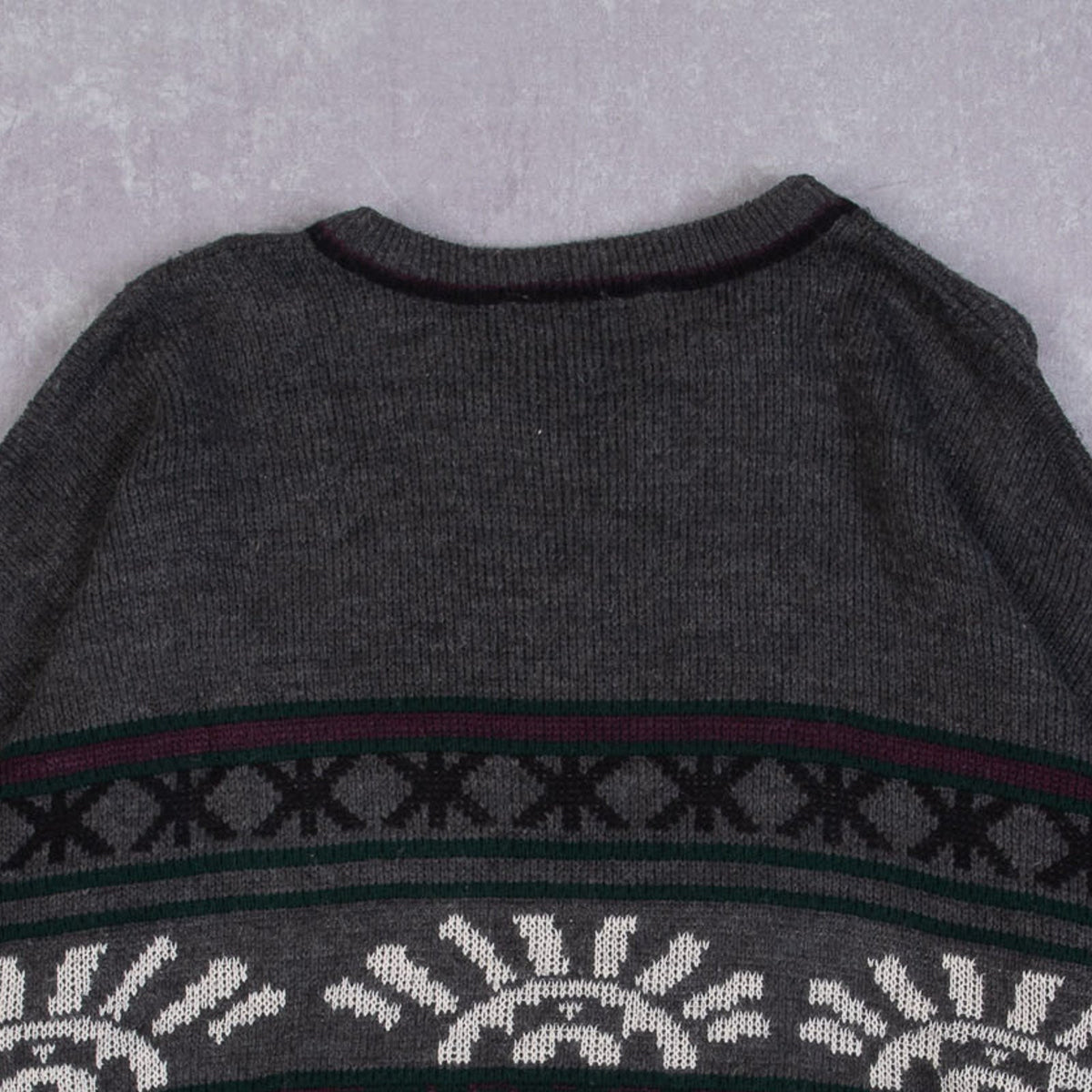 MEN'S VINTAGE 1980S PATTERNED KNITTED JUMPER - MEDIUM