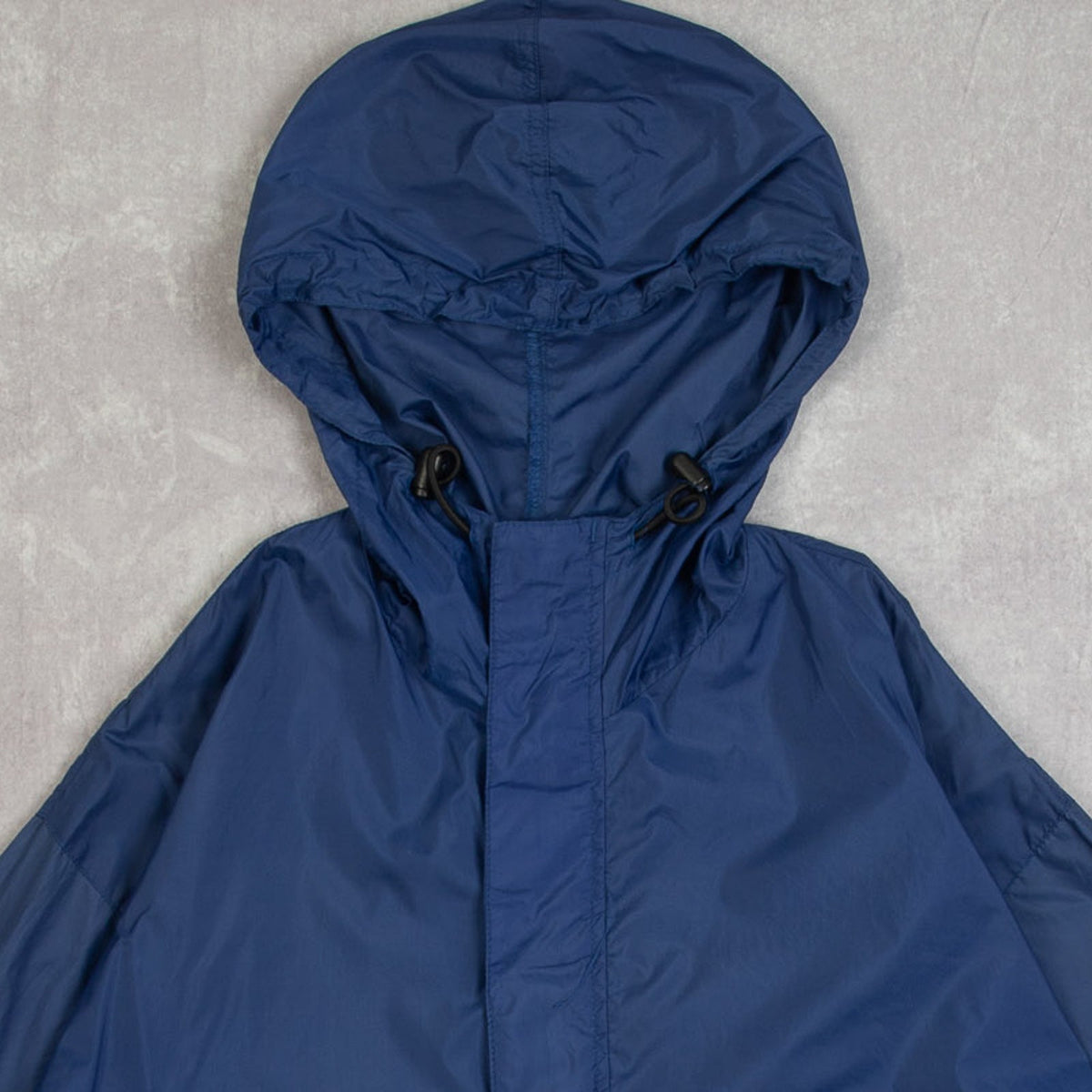 MEN'S VINTAGE HOODED PULLOVER JACKET - SMALL