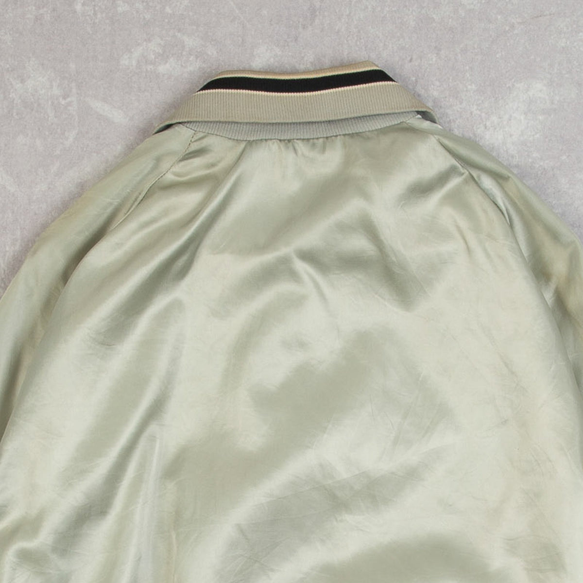 MEN'S VINTAGE 1990S VARSITY SATIN BOMBER JACKET - SMALL