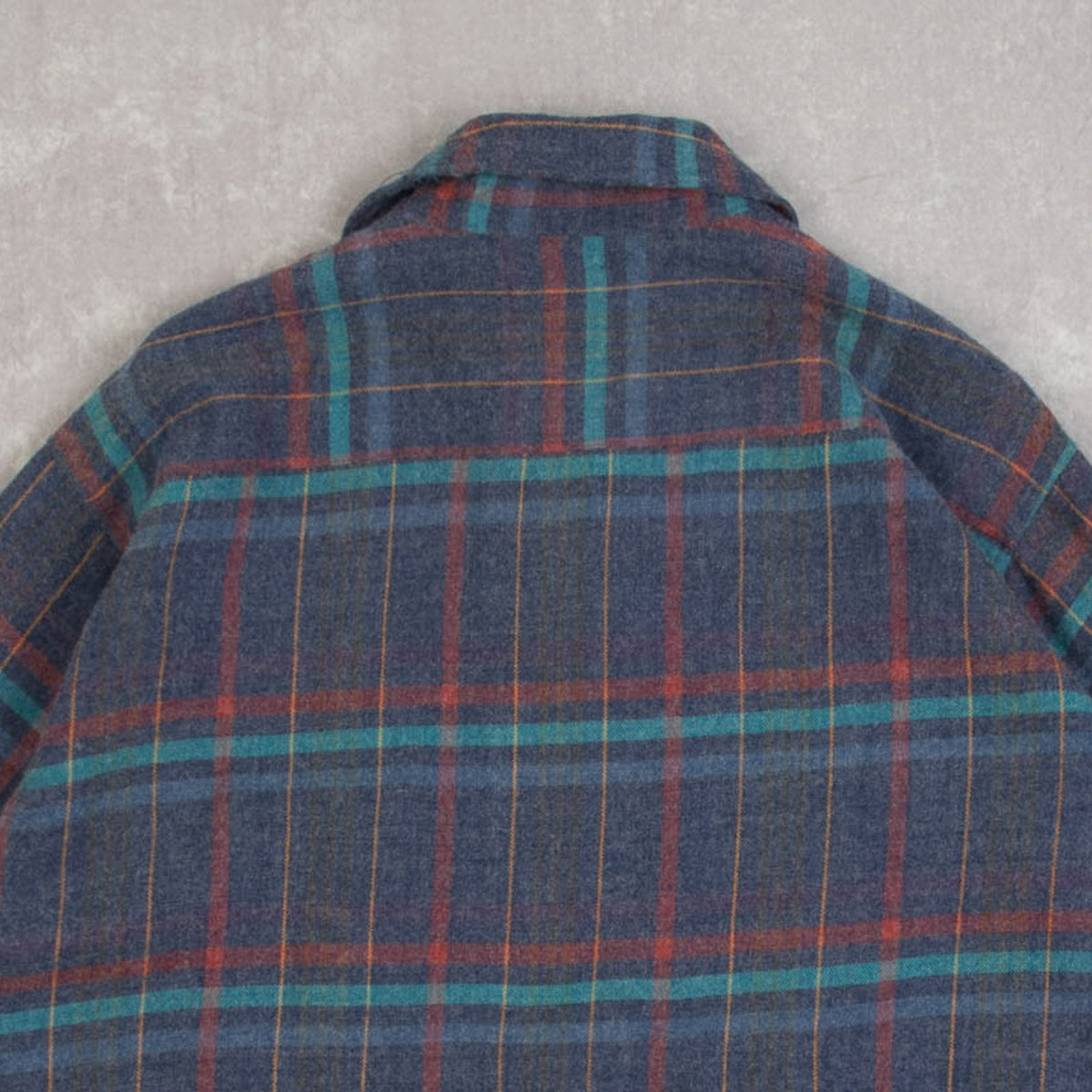 MEN'S VINTAGE 1980S SEARS WOOL CHECKED SHIRT - X-LARGE