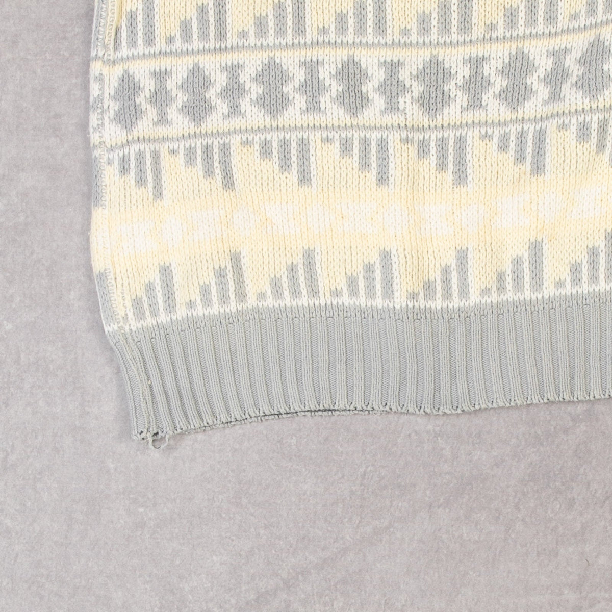 MEN'S VINTAGE 1980S PATTERNED KNITTED JUMPER - LARGE