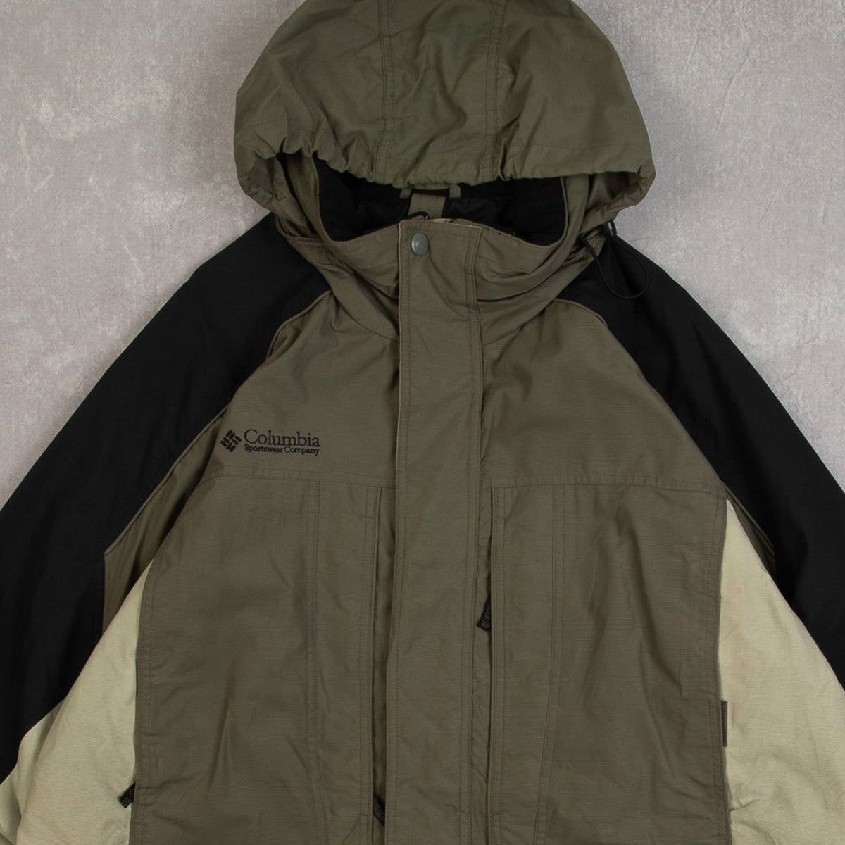 MEN'S VINTAGE COLUMBIA HOODED JACKET - LARGE