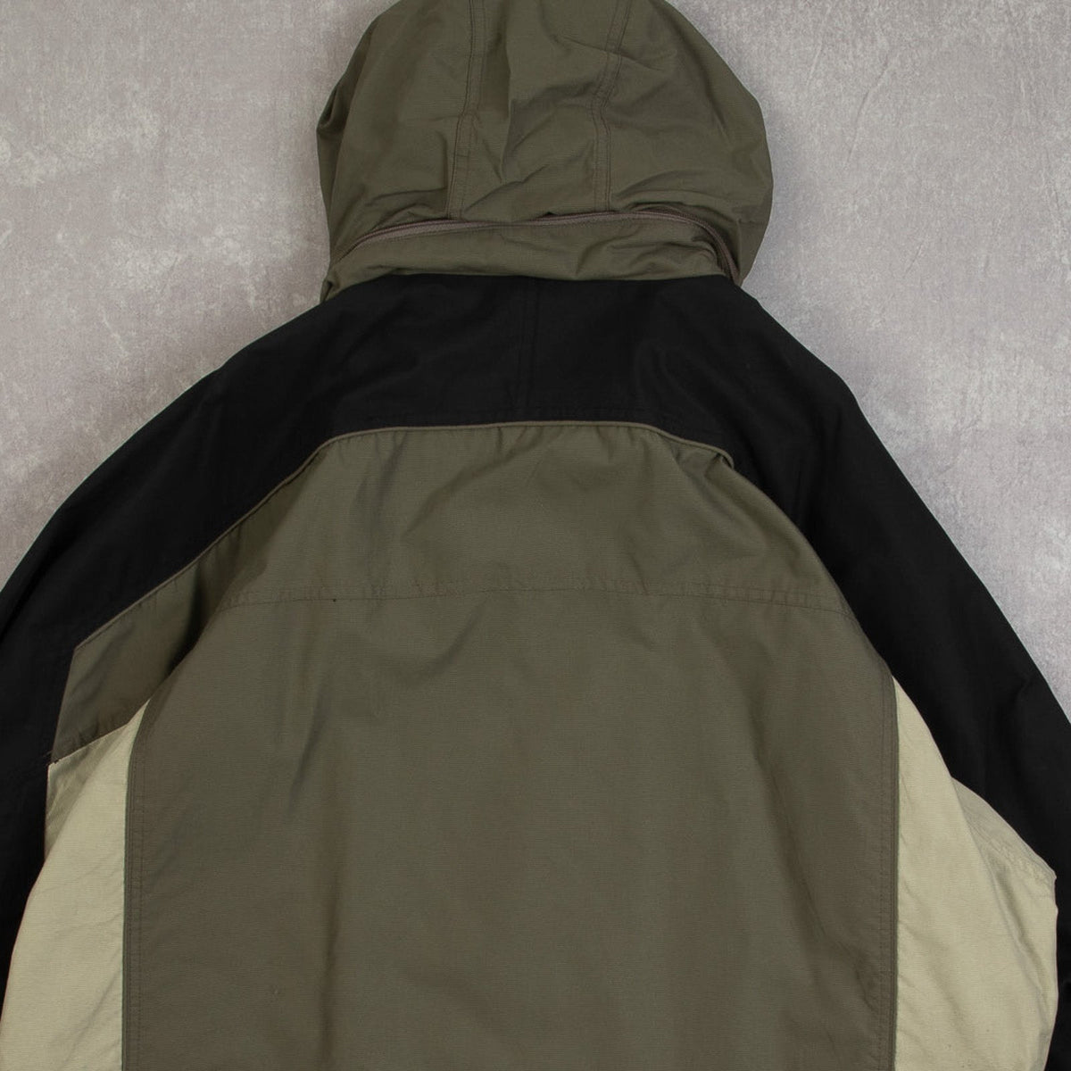 MEN'S VINTAGE COLUMBIA HOODED JACKET - LARGE