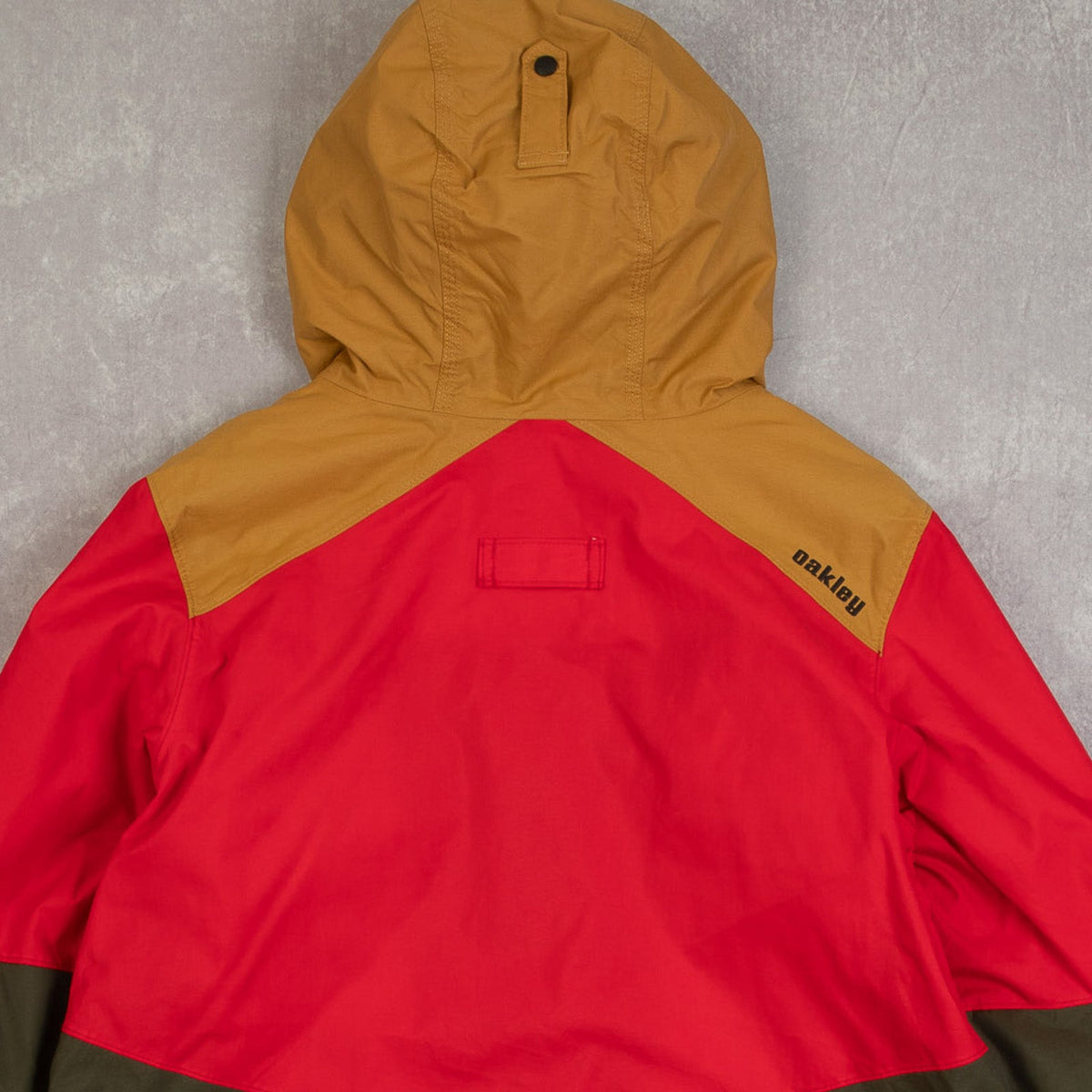 WOMEN'S VINTAGE OAKLEY HOODED JACKET - X-LARGE