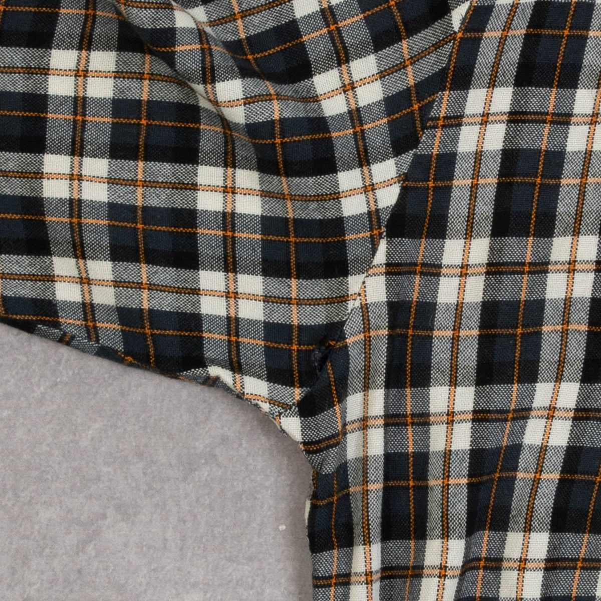 MEN'S VINTAGE 1980S WOOL STYLE CHECKED SHIRT - LARGE
