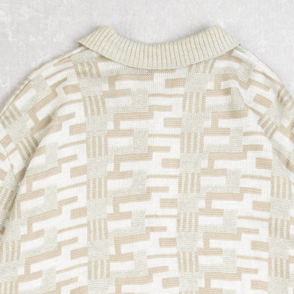 MEN'S VINTAGE 1990S PATTERNED KNITTED POLO JUMPER - MEDIUM