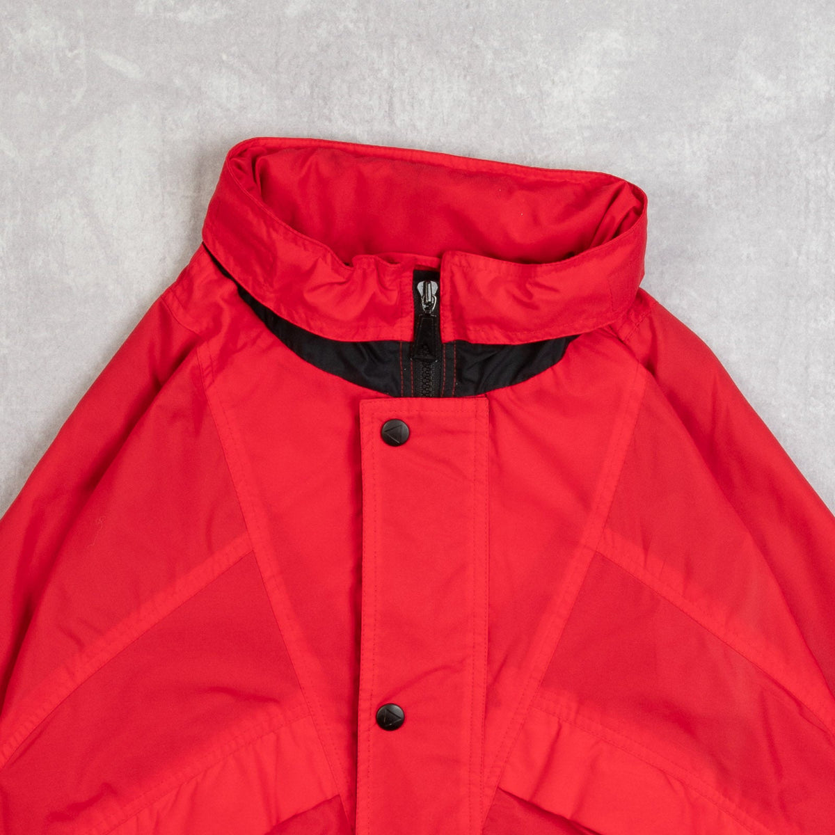 MEN'S VINTAGE 1990S HOODED WATERPROOF BOMBER JACKET - MEDIUM