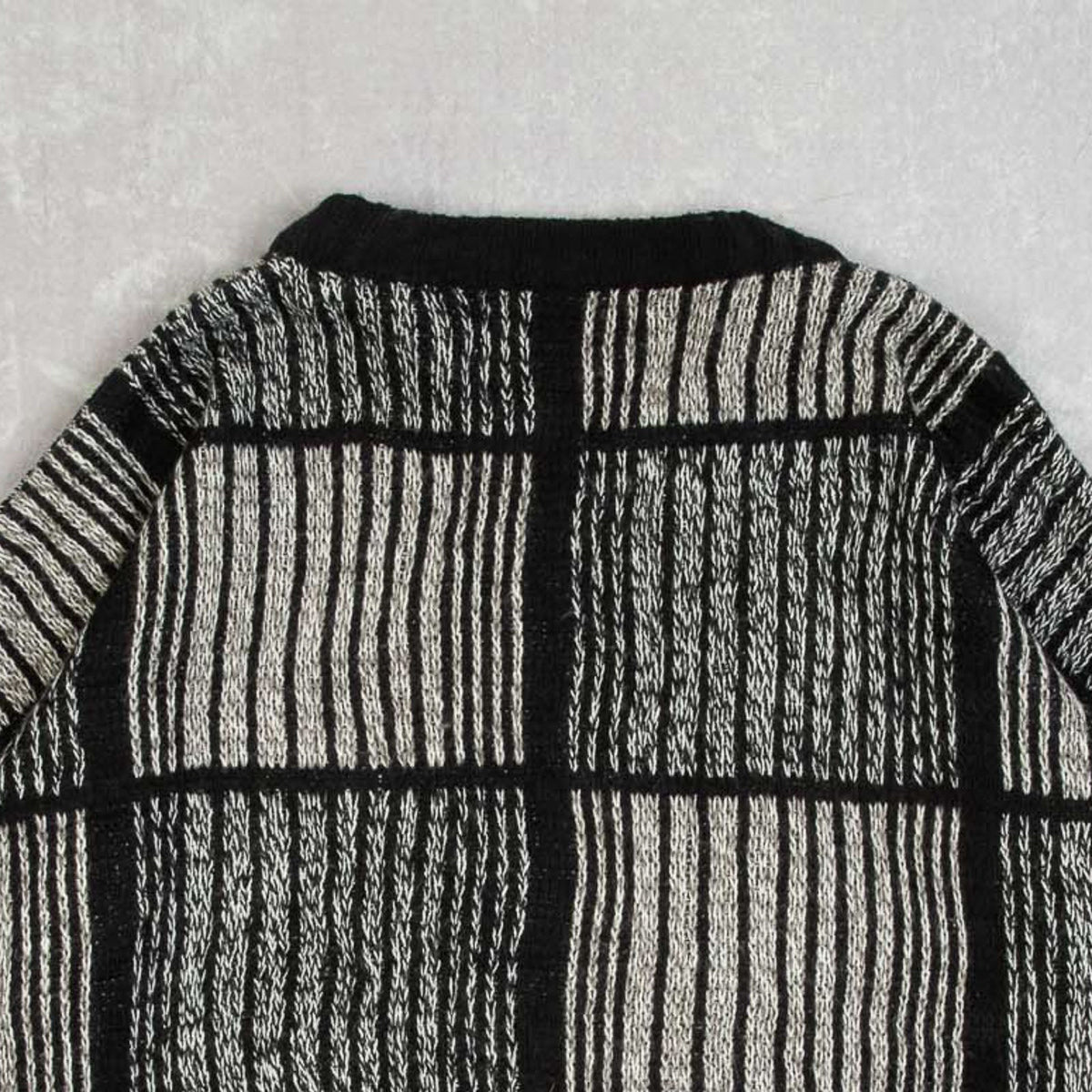 MEN'S VINTAGE 1990S GRID STRIPED KNITTED CARDIGAN - MEDIUM
