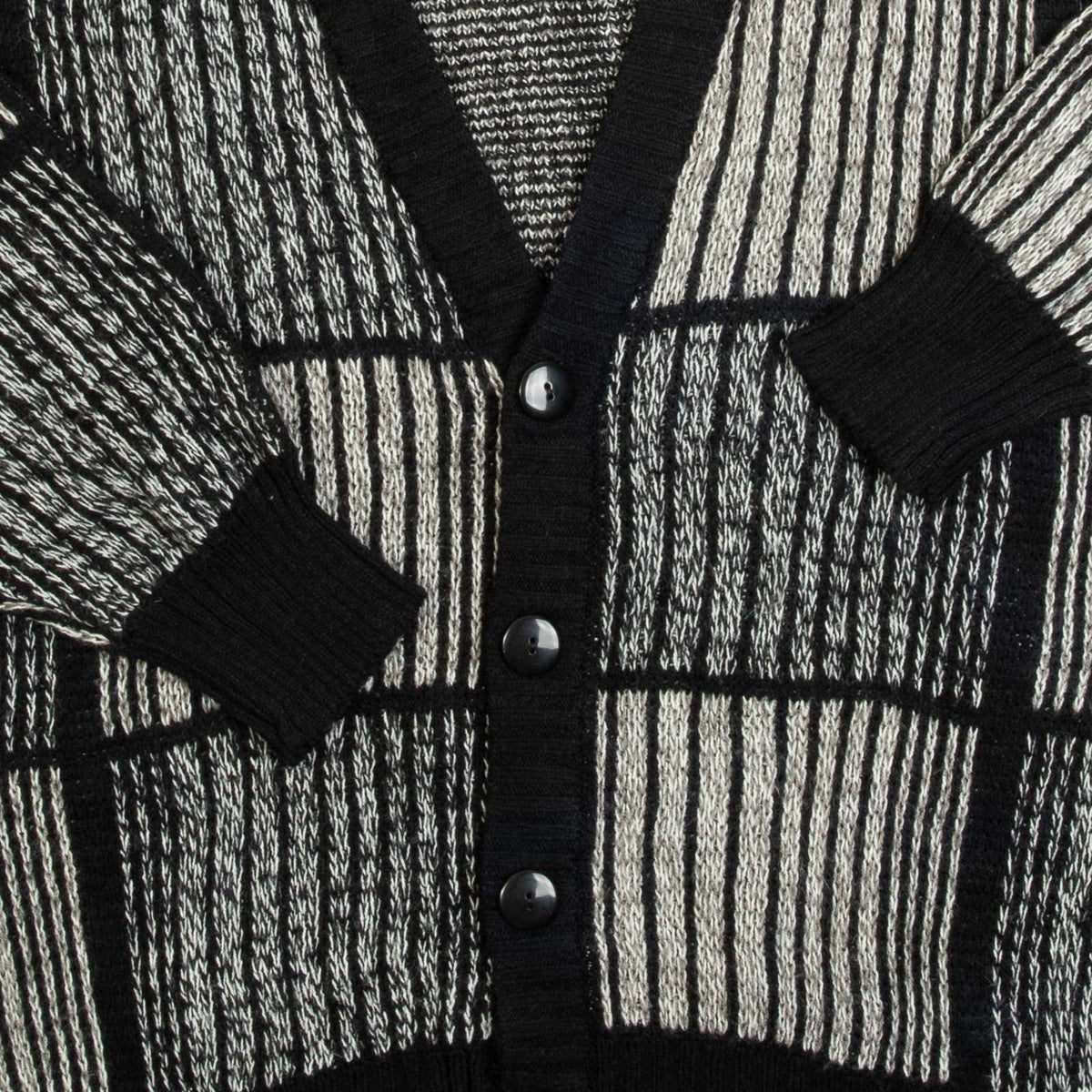 MEN'S VINTAGE 1990S GRID STRIPED KNITTED CARDIGAN - MEDIUM