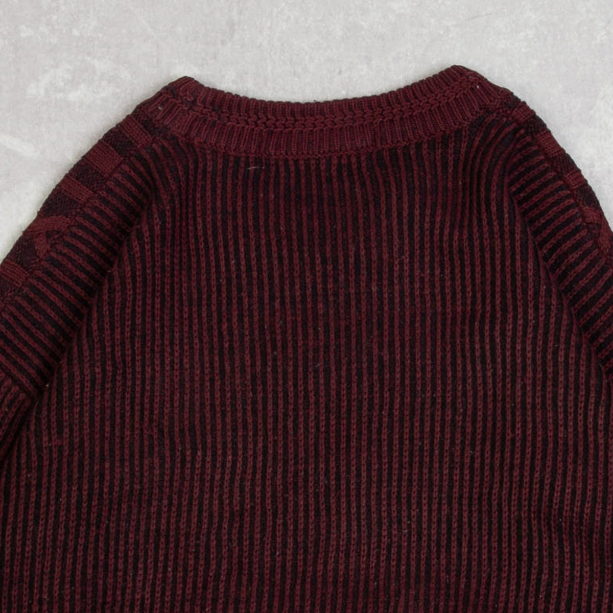 MEN'S VINTAGE 1980S STRUCTURED RIBBED KNITTED JUMPER - MEDIUM