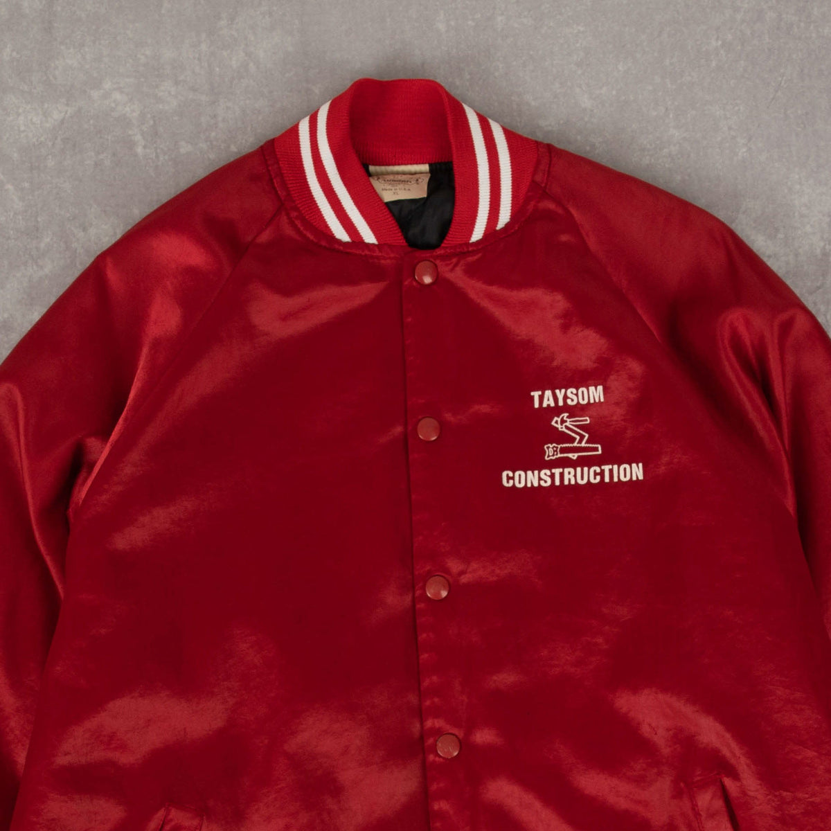 MEN'S VINTAGE 1990S TAYSOM CONSTRUCTION SATIN VARSITY JACKET - X-LARGE
