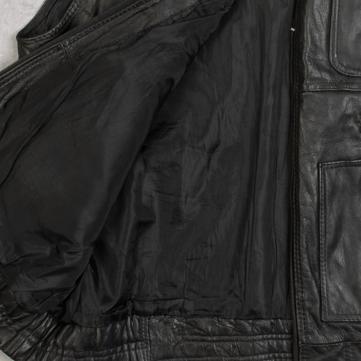 MEN'S VINTAGE 1990S LEATHER UTILITY VEST JACKET - SMALL