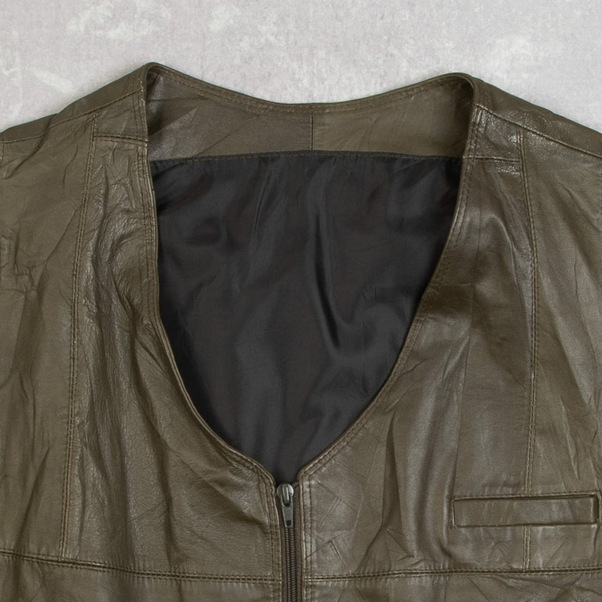 MEN'S VINTAGE 1990S LEATHER VEST FULL ZIP JACKET - MEDIUM