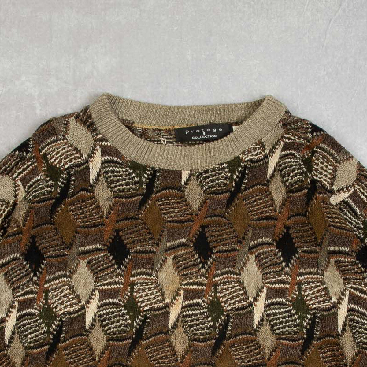 MEN'S VINTAGE 1990S STRUCTURED PATTERNED KNITTED JUMPER - XX-LARGE