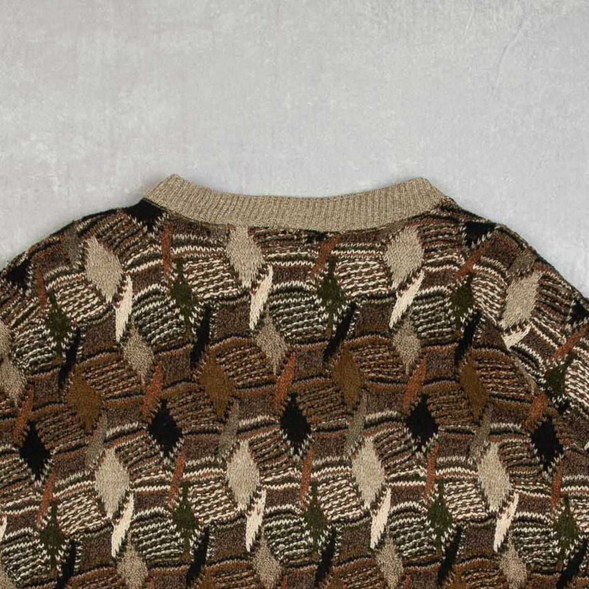 MEN'S VINTAGE 1990S STRUCTURED PATTERNED KNITTED JUMPER - XX-LARGE