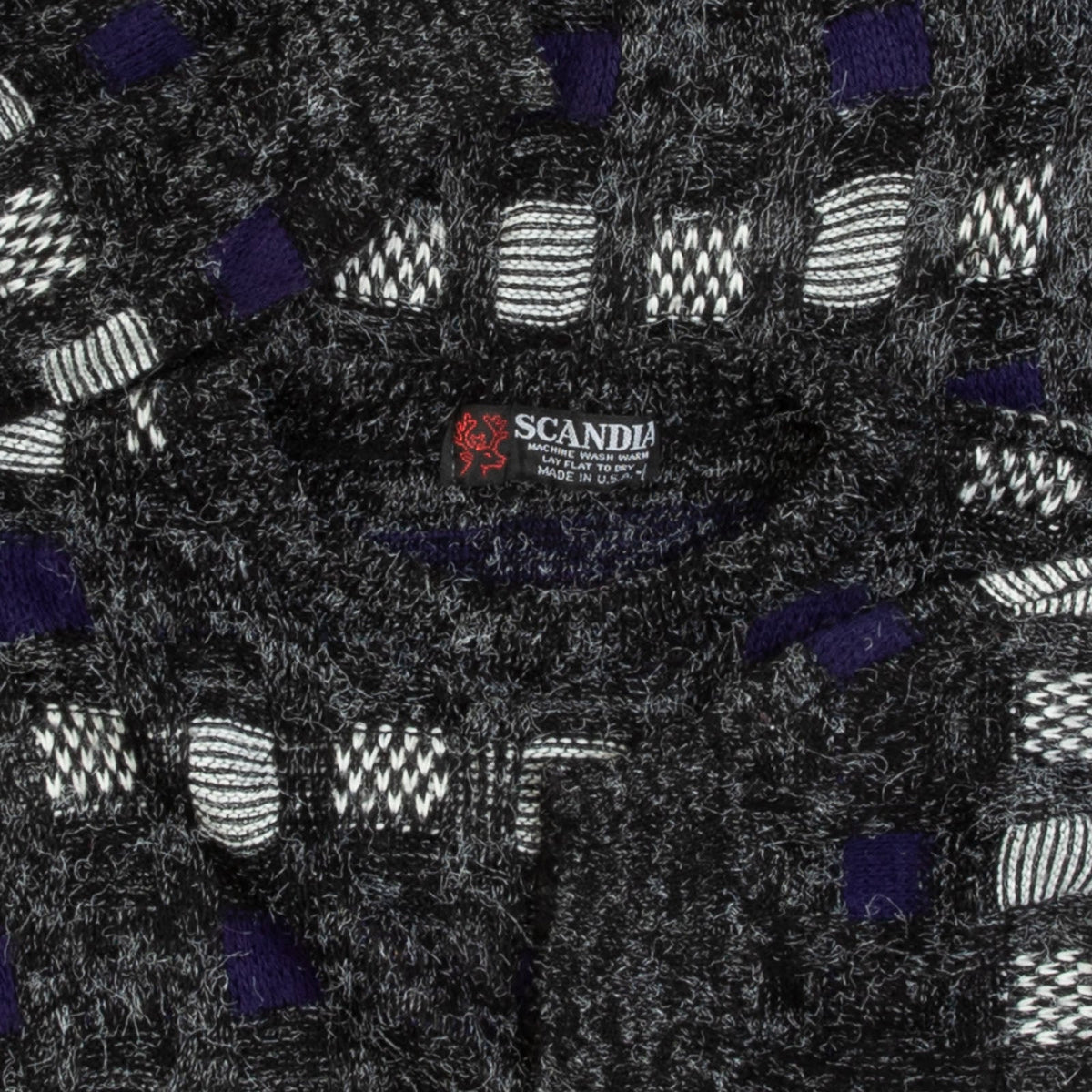 MEN'S VINTAGE 1980S PATTERNED KNITTED JUMPER - LARGE