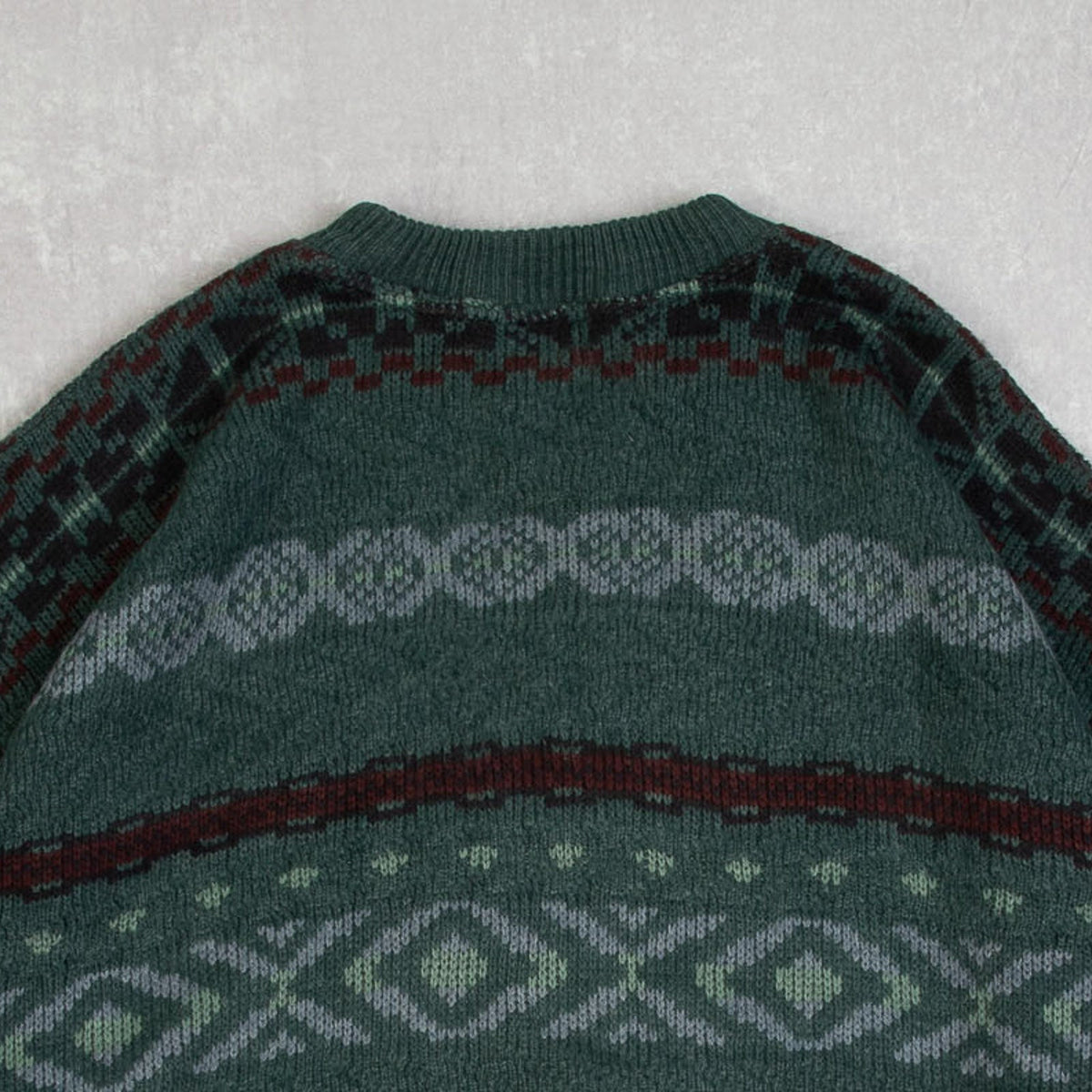MEN'S VINTAGE 1990S PATTERNED KNITTED JUMPER - X-LARGE