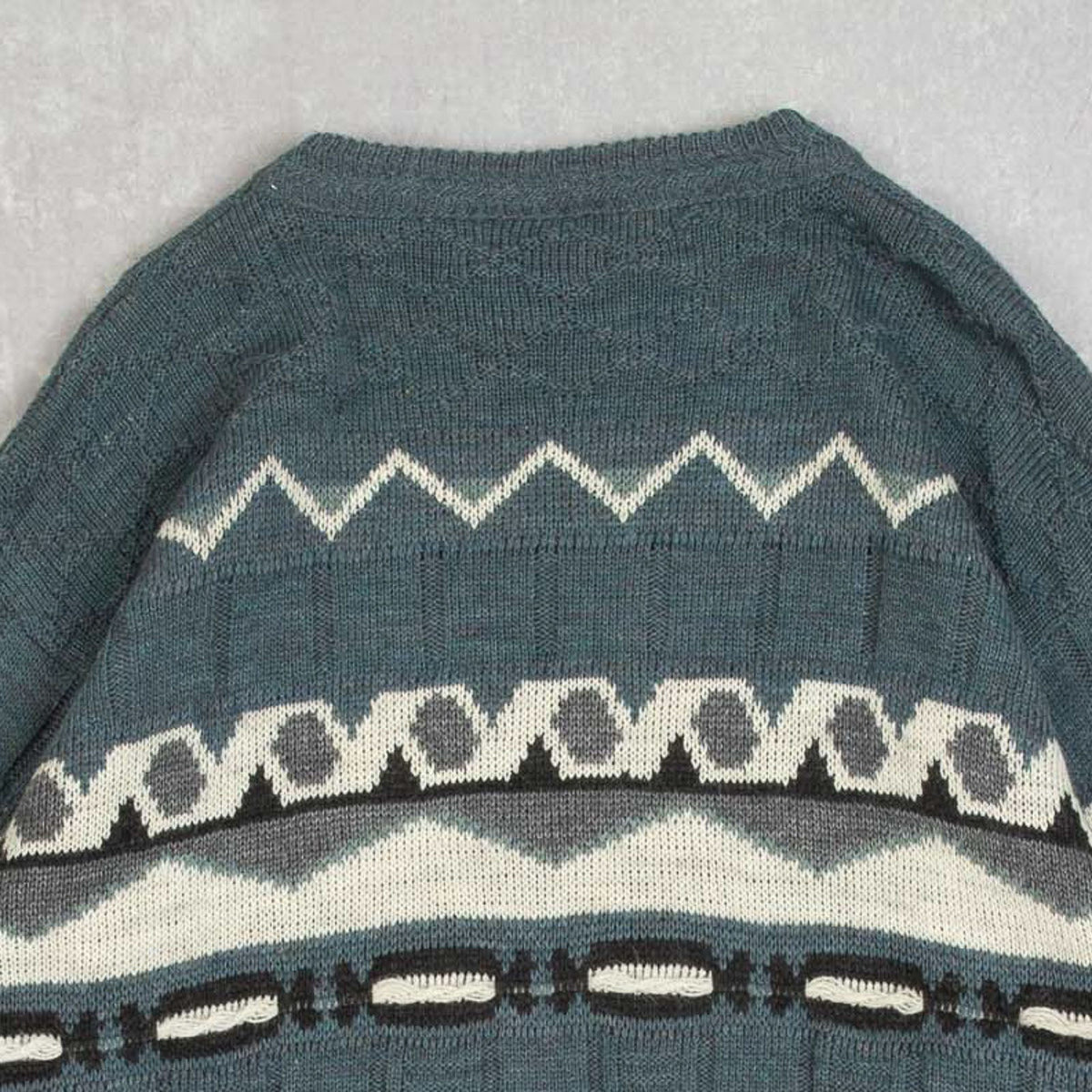 MEN'S VINTAGE 1990S STRUCTURED PATTERNED KNITTED JUMPER - MEDIUM