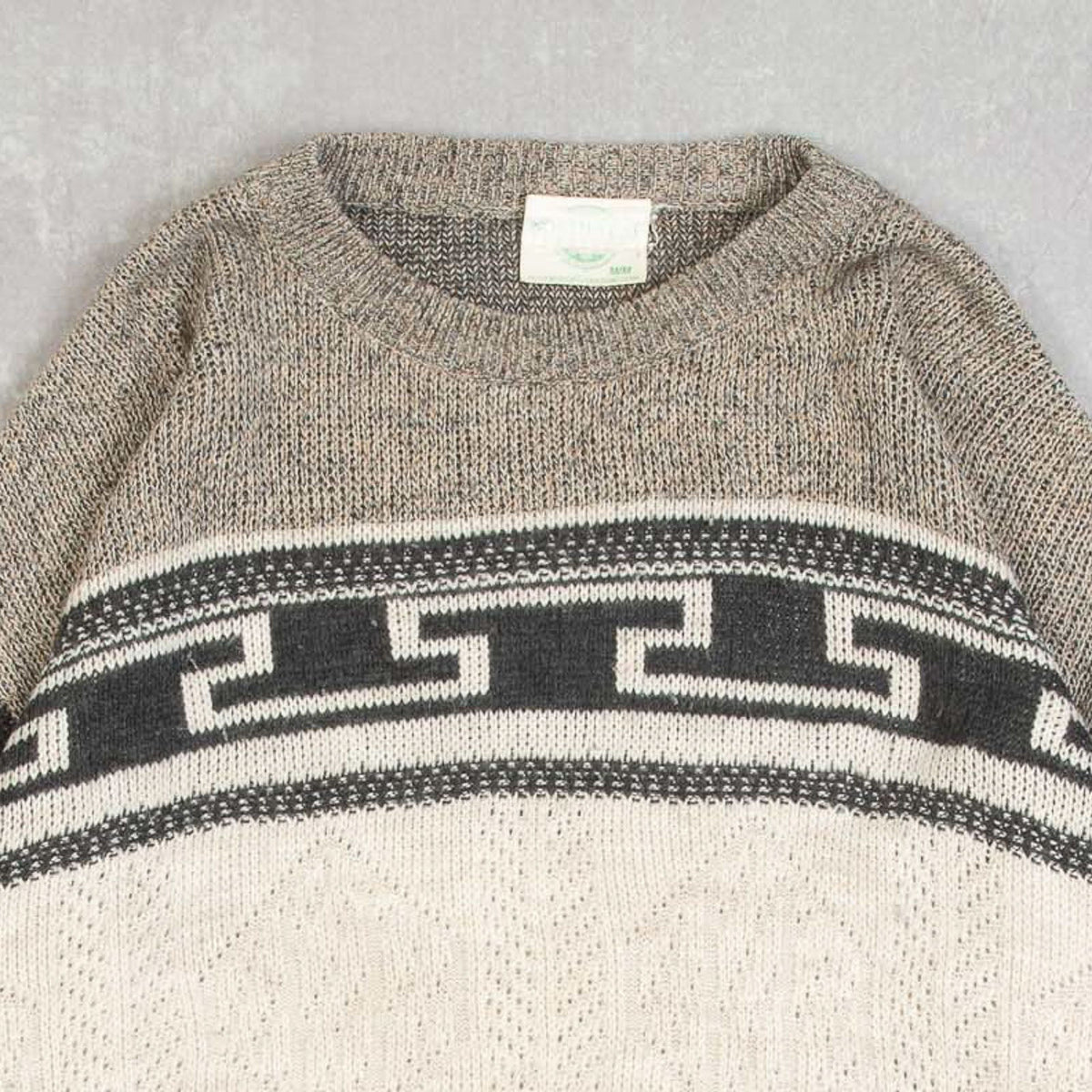 MEN'S VINTAGE 1980S STRUCTURED PATTERNED KNITTED JUMPER - MEDIUM