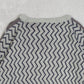 MEN'S VINTAGE 1980S CHEVRON PATTERNED KNITTED JUMPER - MEDIUM