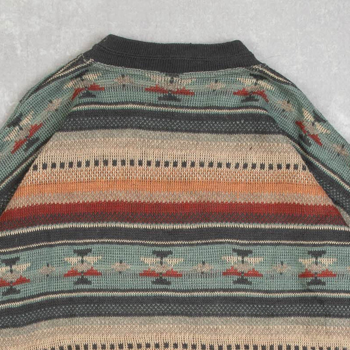 MEN'S VINTAGE 1980S STRIPED PATTERNED KNITTED JUMPER - MEDIUM
