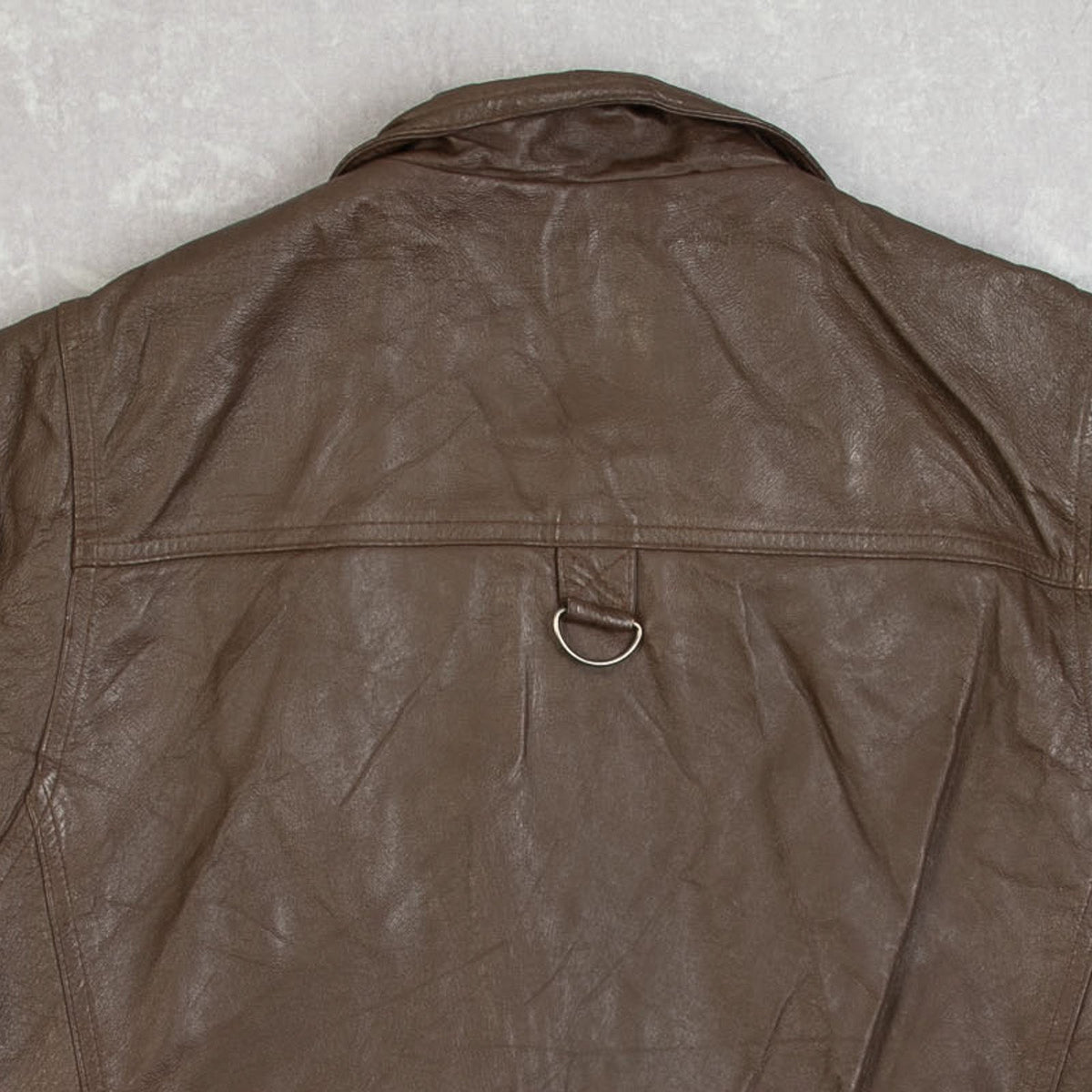MEN'S VINTAGE 1980S LEATHER UTILITY VEST JACKET - LARGE