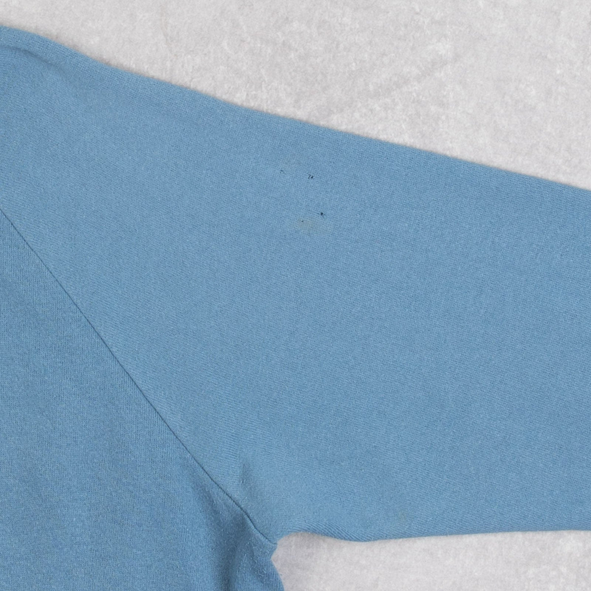 MEN'S VINTAGE 1990S BLANK RAGLAN SWEATSHIRT - X-LARGE