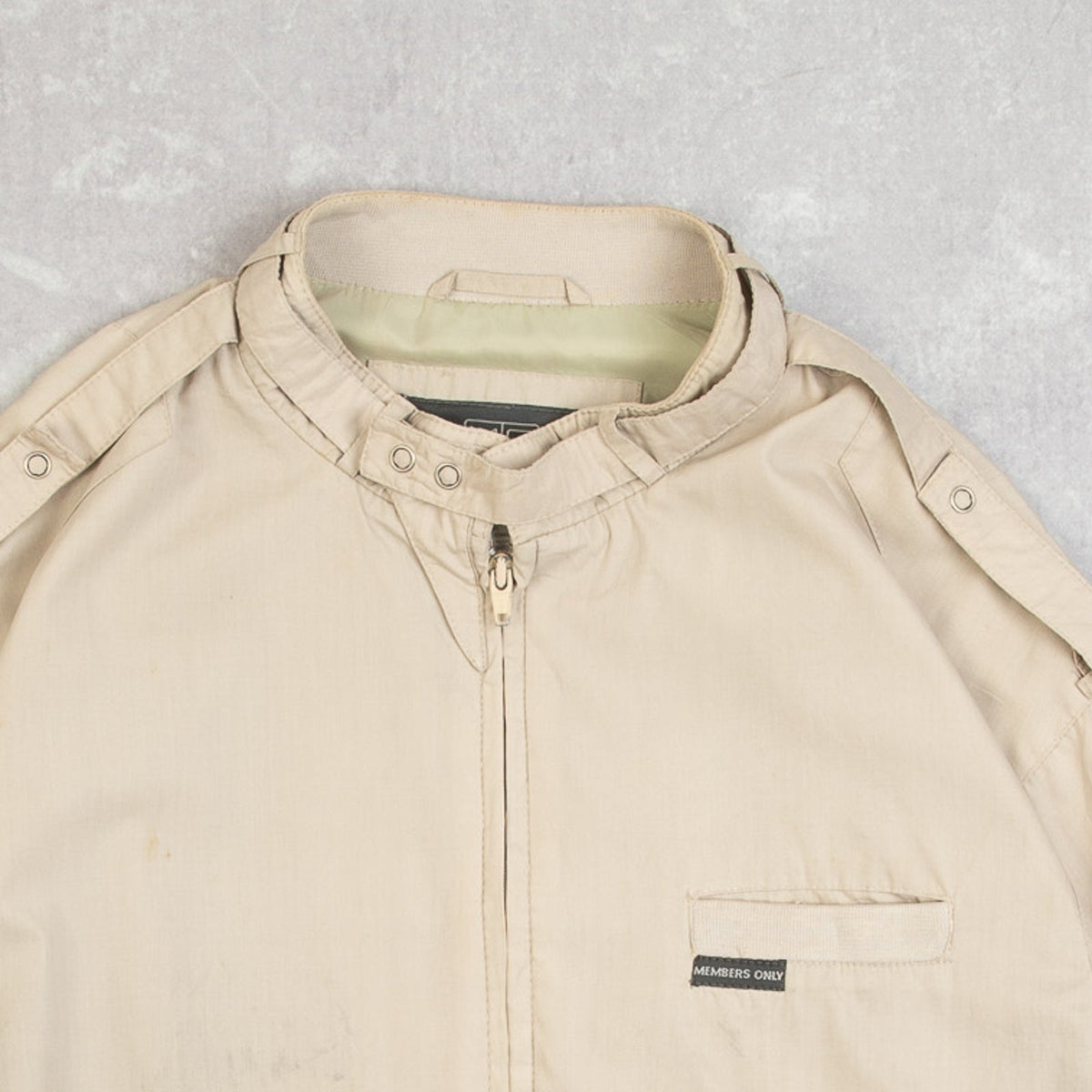 MEN'S VINTAGE 1990S MEMBERS ONLY UTILITY BOMBER JACKET - LARGE