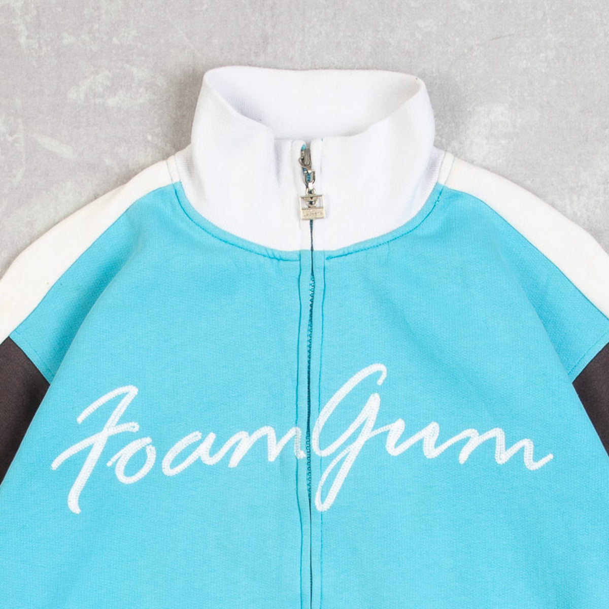 MEN'S VINTAGE 2000S FOAM GUM FULL ZIP SWEATSHIRT - MEDIUM