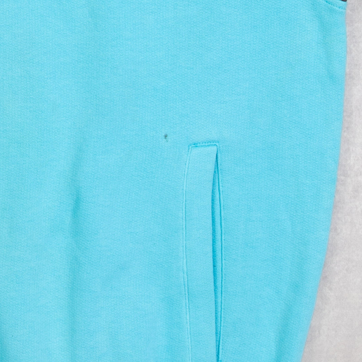 MEN'S VINTAGE 2000S FOAM GUM FULL ZIP SWEATSHIRT - MEDIUM