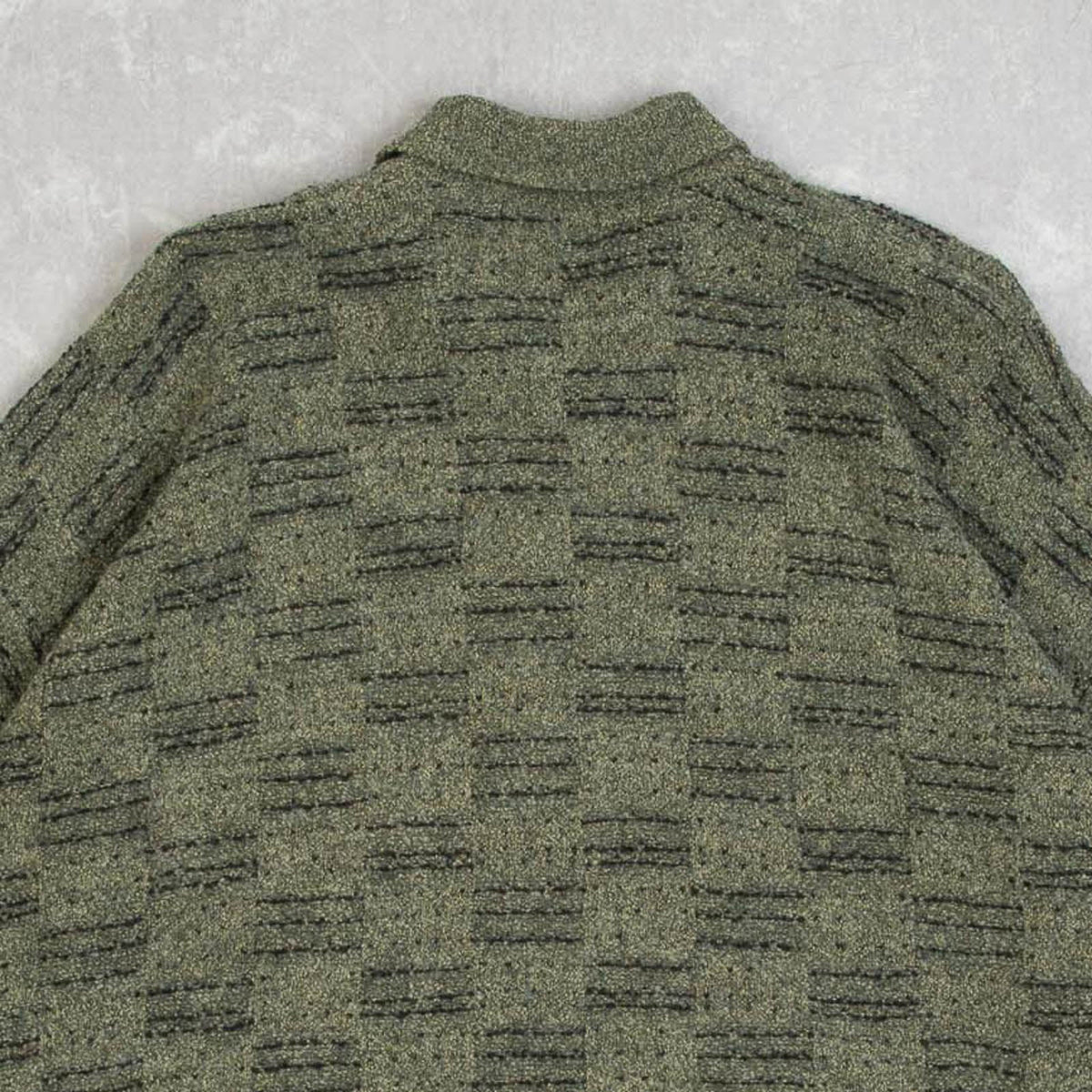 MEN'S VINTAGE 1980S PATTERNED KNITTED POLO JUMPER - X-LARGE