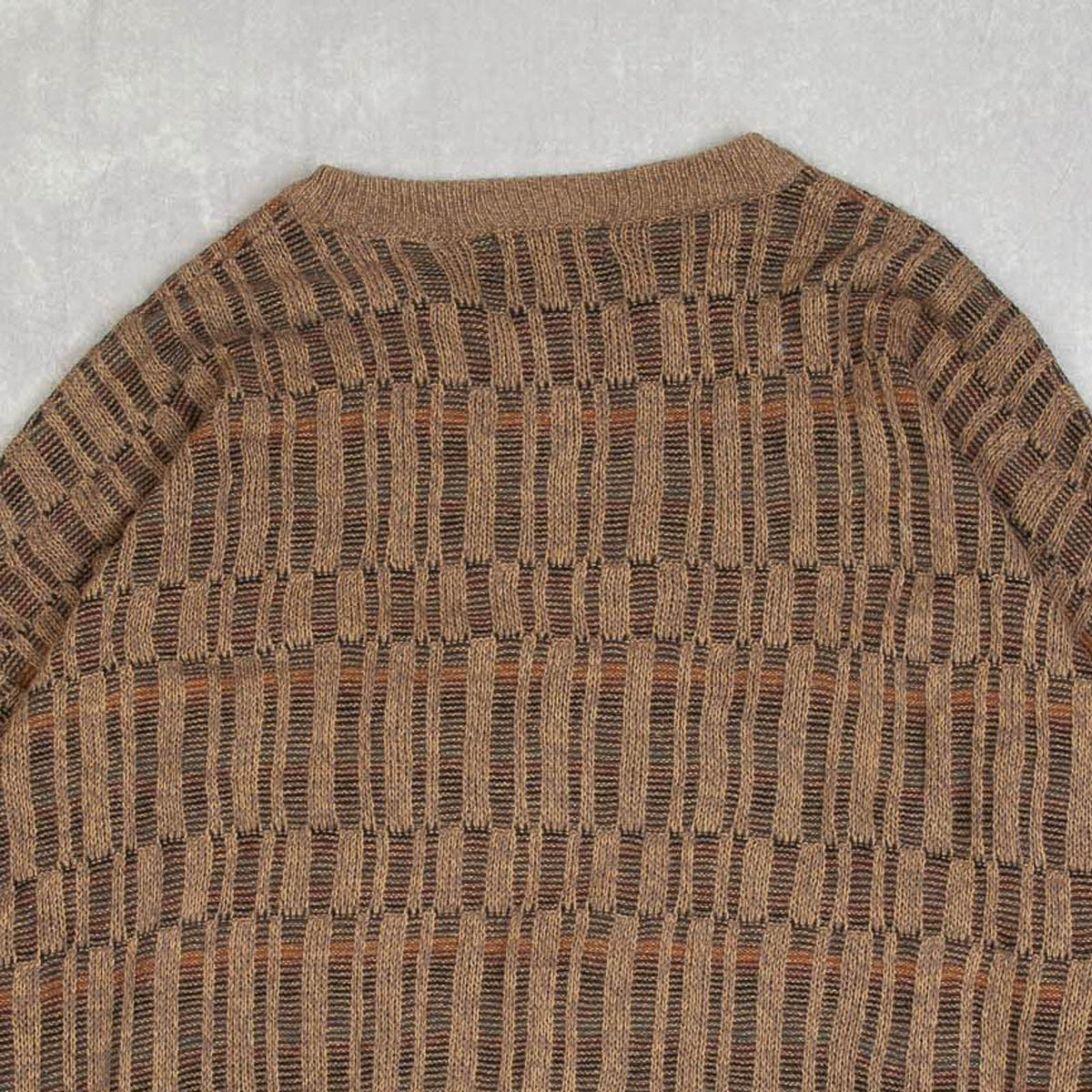 MEN'S VINTAGE 1990S STRUCTURED PATTERNED KNITTED JUMPER - XXX-LARGE
