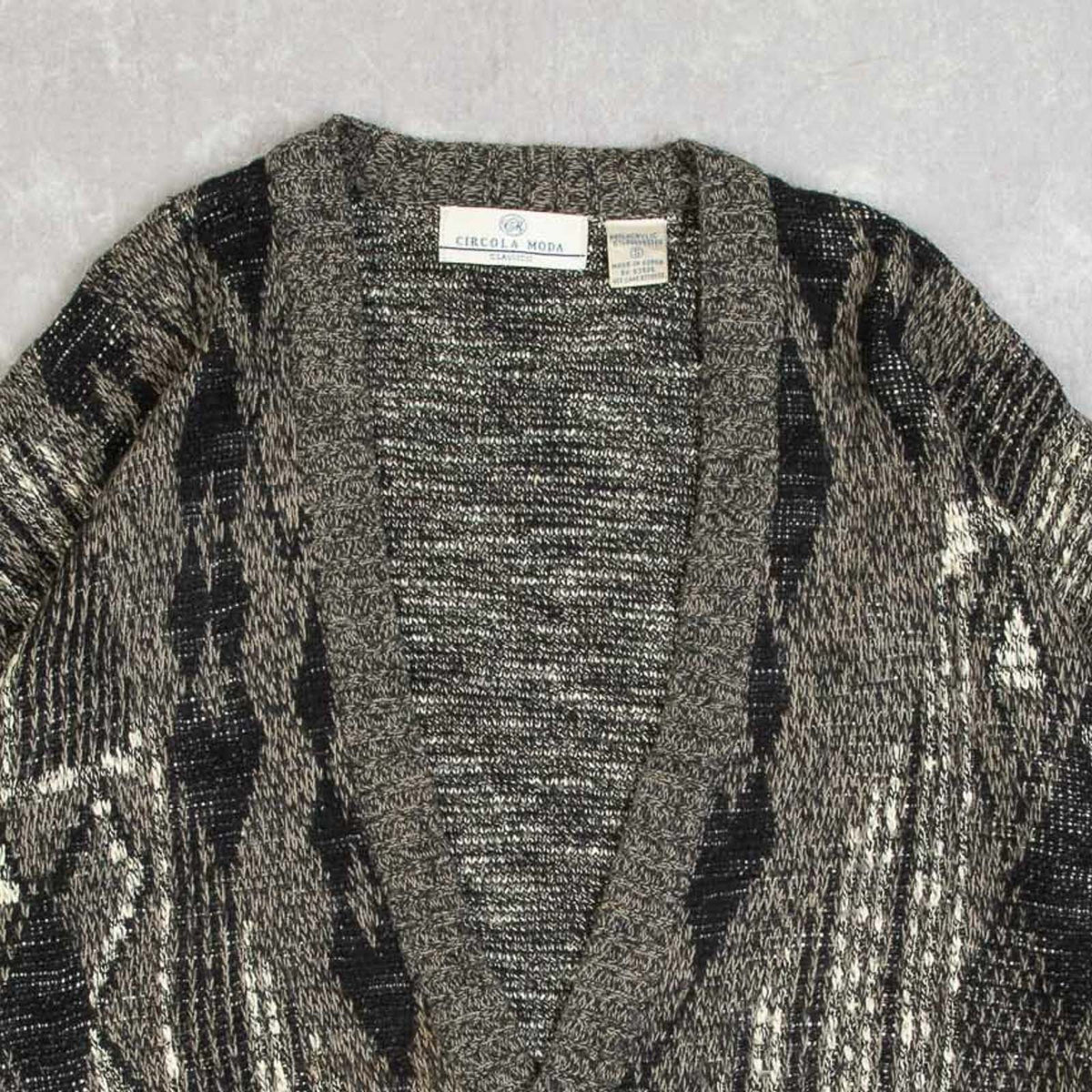 MEN'S VINTAGE 1990S PATTERNED KNITTED CARDIGAN - SMALL