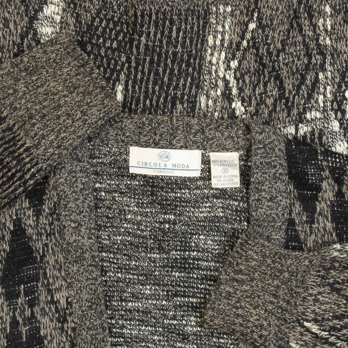 MEN'S VINTAGE 1990S PATTERNED KNITTED CARDIGAN - SMALL