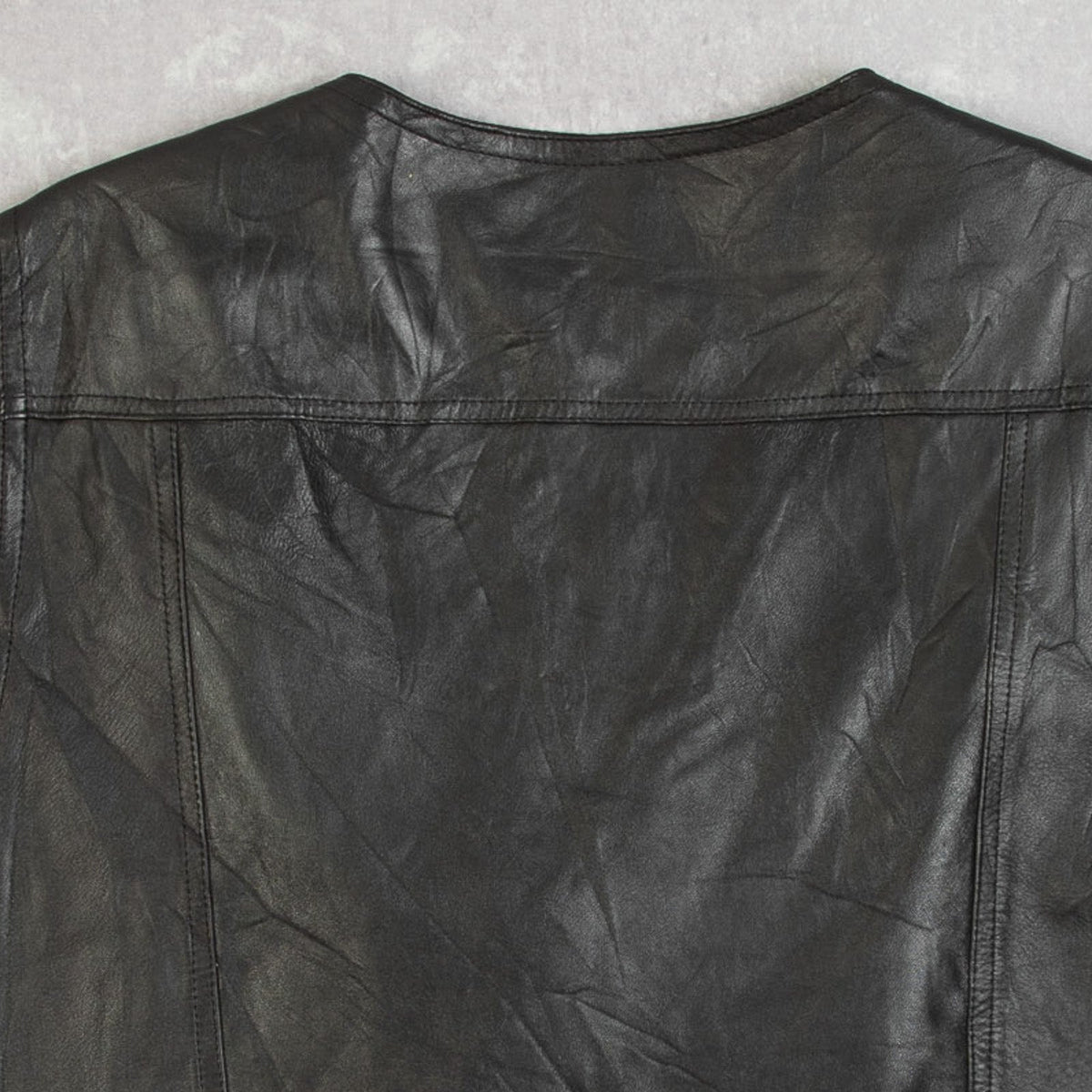 MEN'S VINTAGE 1990S LEATHER GILET JACKET - MEDIUM