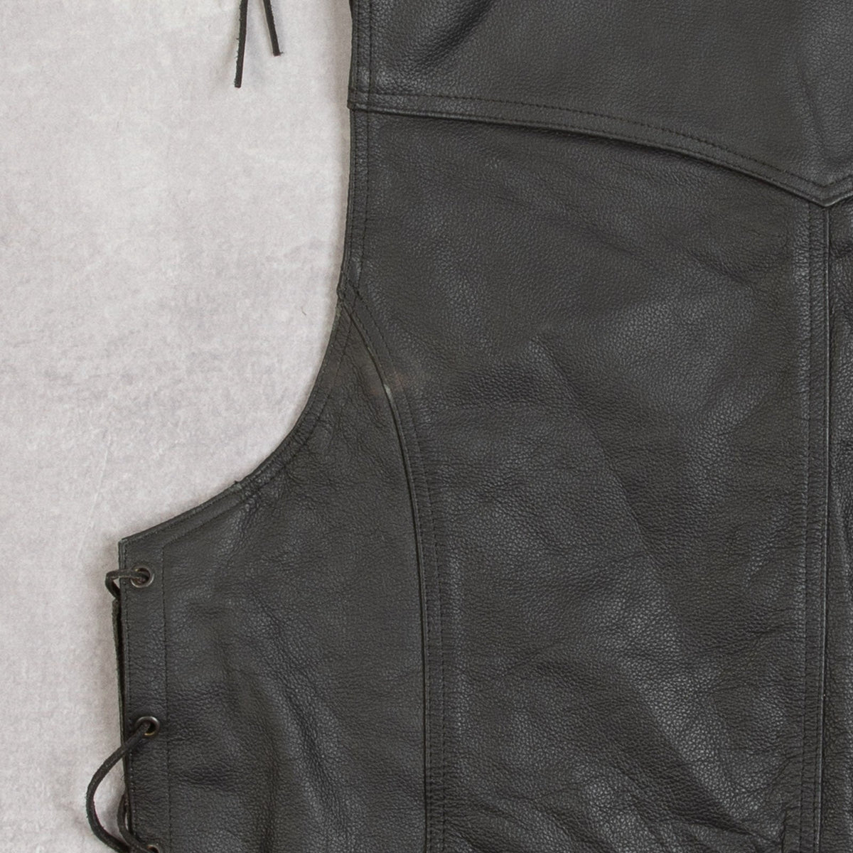 MEN'S VINTAGE 1990S LEATHER GILET JACKET - X-LARGE